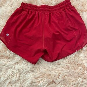 Lululemon hotty hot short 4” size 4